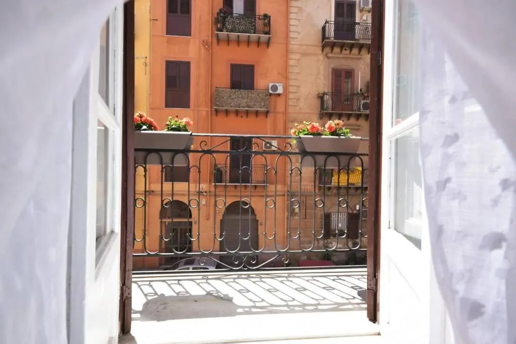 Apartment La Casetta Palermo Italy